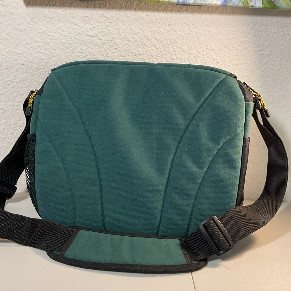 N/A functional green